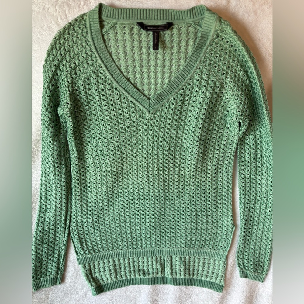 BCBG Maxazria jade green knit sweater loose fitted size Small